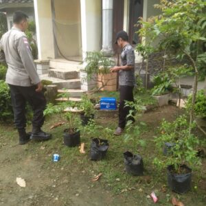 Kunjungan DDS: Bhabinkamtibmas Sekotong Tegaskan Sinergi Pangan Desa