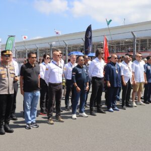 Kapolres Loteng Dampingi Kapolda NTB Hadiri Event GT World Challenge Asia di Sirkuit Mandalika ‎