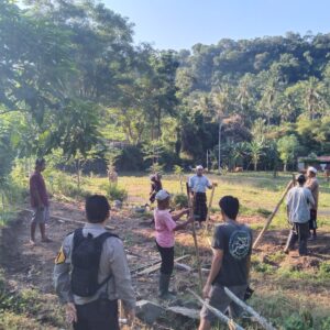 Peran Aktif Polsek Batulayar dalam Program Ketahanan Pangan Masyarakat