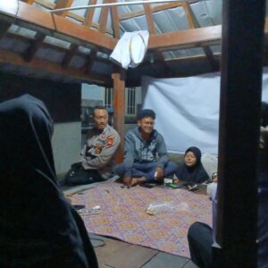 Masyarakat Lembar Dukung Patroli Rutin Polsek untuk Keamanan Lingkungan
