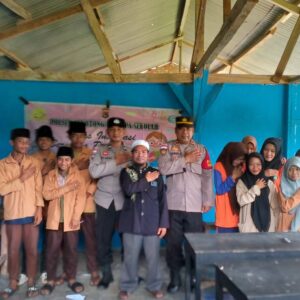 Sinergi Polisi & Sekolah: Polsek Sekotong Sapa Santri