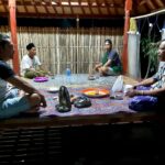 Polisi Sambangi Warga Ronda, Jaga Kamtibmas di Lombok Barat