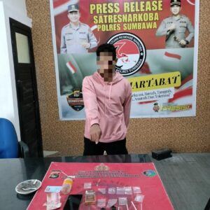 Kerap Edarkan Narkotika di Utan, Seorang Pria Berhasil Diamankan Sat Resnarkoba Polres Sumbawa.