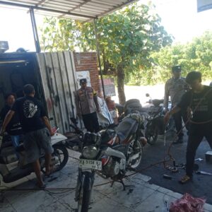 Guna Menjaga Situasi Kamtibmas Tetap Kondusif, Anggota Piket Jaga Polsek Poto Tano Gelar Patroli Dialogis