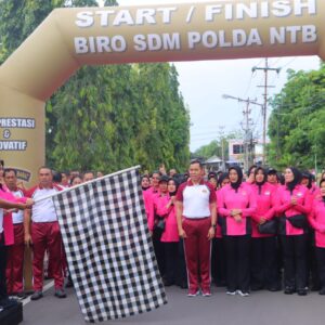 Ketua  Bhayangkari Cabang Lombok Utara Hadiri Santai Sambut HUT Ke-45 YKB