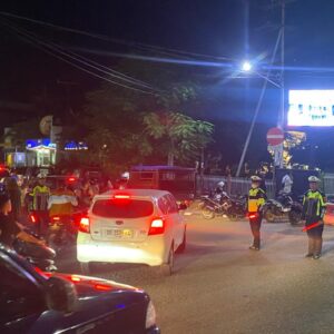 Keberangkatan Jemaah Haji 2025, Polres Sumbawa Pastikan Kegiatan Berjalan Aman dan Lancar