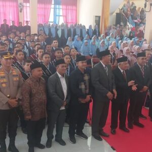 Kunjungan Ketua MPR RI di Lenangguar, Kapolres Sumbawa Pastikan Kegiatan Aman dan Lancar