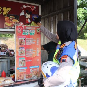 Gunakan Sepeda Motor, Kapolres Semarang Laksanakan Patroli Dialogis Cegah Aksi Premanisme