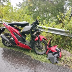 Gara-Gara Rem Blong, Laka Tunggal Akibatkan Pemotor Terpental ke Jurang Mantar