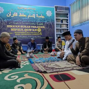 Bhabinkamtibmas Sumbawa Hadiri Sima’an Khatamul Qur’an di Ponpes Abdullah Wa Salma