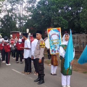 Polsek Bolo Laksanakan Pengamanan Pawai Ta’aruf Pembukaan MTQ Tingkat Desa Rada