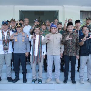 Kapolda NTB Sambut Hangat Kunker Mentan RI di Bandara Internasional Lombok