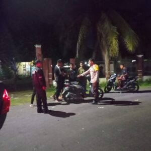 Patroli Cipta Kondisi, Polsek Dompu Tekan Gangguan Kamtibmas di Malam Hari