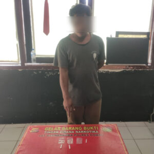 Pengedar Sabu Ditangkap Tengah Malam di Ladang Tembakau Dompu