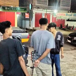 Cegah Gangguan Kamtibmas, Polsek Asakota Gelar Patroli Blue Light di Malam Hari