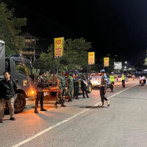 Personel Gabungan Polres Bima Kota Laksanakan Patroli KRYD untuk Antisipasi Gangguan Kamtibmas