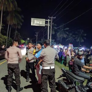 Anggota Piket Polsek Taliwang Laksanakan Patroli Dialogis Ciptakan Rasa Aman di Tengah Masyarakat