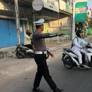 Personel Satlantas Polres Bima Kota Laksanakan Rawan Pagi, Ciptakan Rasa Aman dan Kelancaran Lalu Lintas