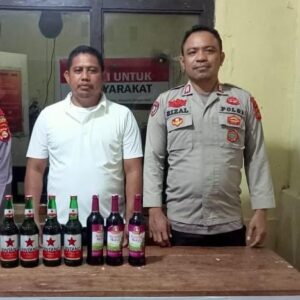 Berantas Tuntas Peredaran Miras, Polsek Madapangga Amankan Sejumlah Miras Berbagai Jenis