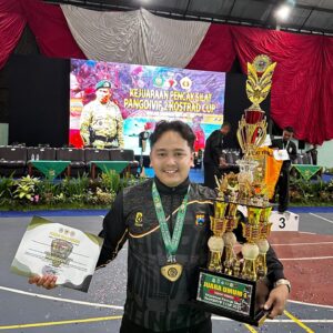 Personel Polres Lamongan, Bripda Sholeh Maulana, Raih Medali Emas di Pencak Silat Pangdivif 2 Cup 2025