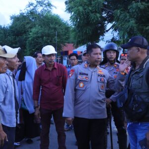 Kapolres Sumbawa Barat Pimpin Langsung Pengamanan Aksi Unjuk Rasa P4S