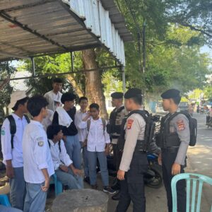 “Patroli KRYD” Sambangi Tempat Keramaian di Jam Rawan, Satsamapta Polres Bima Berantas Aksi Premanisme