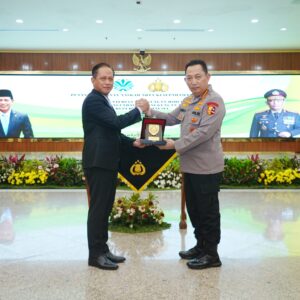 Teken MoU dengan Kementerian LH, Kapolri Komitmen Jaga Kualitas Lingkungan Hidup Jadi Lebih Baik