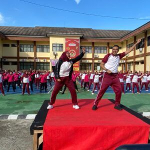 Polres Bima Kota Gelar Olahraga Bersama Masyarakat dalam Semangat Kebersamaan