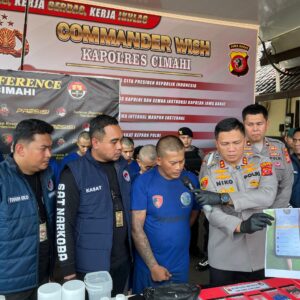 POLISI BERHASIL TANGKAP ANGGOTA GRIB JAYA yang EDARKAN NARKOTIKA JENIS SABU di BANDUNG BARAT