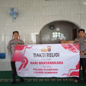 Polsek Plampang Gelar Bakti Sosial di Masjid Al-Jihad dalam Rangka HUT Bhayangkara ke-79