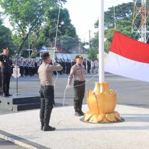 Polres Loteng Gelar Upacara Peringatan Hari Lahir Pancasila.