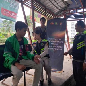 Layanan Kesehatan Gratis Polres Lombok Barat Sambut Hari Bhayangkara