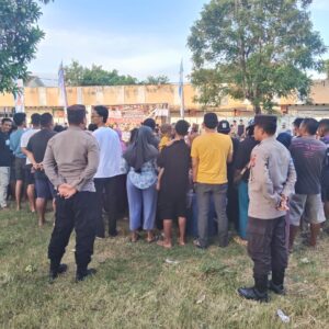 Peresean Mendunia Berlangsung Aman di Bawah Pengawasan Polsek Kediri