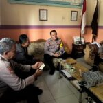 Sat Binmas Polres Lombok Barat Edukasi Siswa SMKN Kuripan Soal Bahaya Narkoba