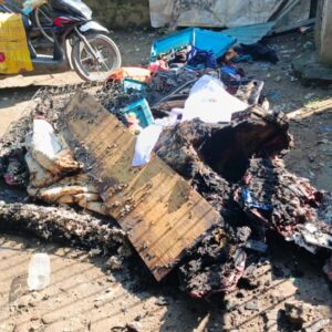 Ditinggal Kosong, Rumah di Lembar Terbakar Hebat