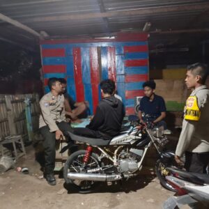 Jelang Idul Qurban, Polsek Taliwang Intensifkan Patroli Dialogis Ciptakan Rasa Aman di Tengah Masyarakat