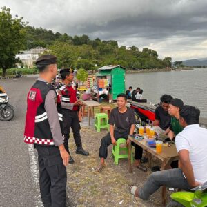 “Patroli KRYD” Satsamapta Polres Imbau Warga Jadi Pelopor Keamanan dan Sosialisasi Call Center 110