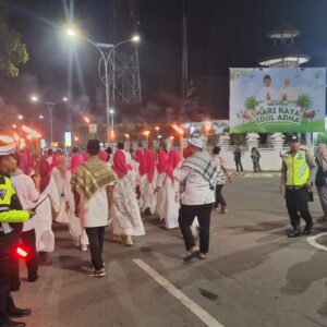 Polres Sumbawa Barat Amankan Pawai Takbir Keliling Hari Raya Iduladha 1446 H