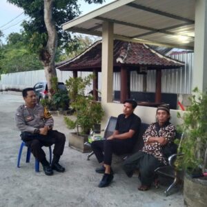 Polsek Batulayar Gerakkan Ketahanan Pangan dari Lahan Pekarangan