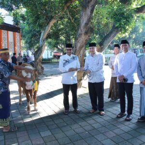 Polda NTB dan Jajaran Sumbang 248 Hewan Qurban, Tebar Berkah Idul Adha 1446 H