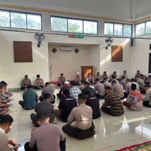 Polres Bima Kota Rutin Laksanakan Binrohtal, Bentuk Karakter Personel yang Humanis dan Berintegritas