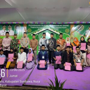 Polsek Lape Perketat Pengamanan Penutupan Musabaqoh Tilawatil Qur’an Ke-36 Tingkat Kec. Lape tahun 2025.