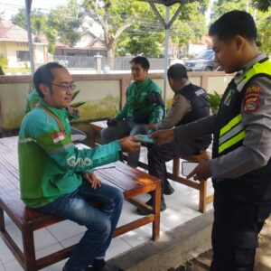  Jelang Hut Bhayangkara Ke-79, Ratusan Ojol Dapat Layanan Kesehatan Gratis dari Polda NTB