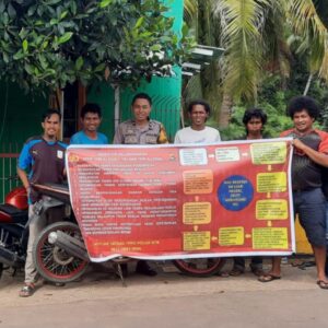 Bhabinkamtibmas Polsek Langgudu Polres Bima Kota Laksanakan Sosialisasi TPPO kepada Warga Desa Karumbu