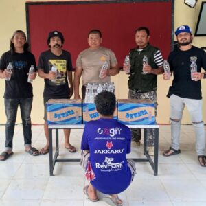 Tindak Tegas Miras, Tim Opsnal Polsek Rasana’e Barat Amankan Puluhan Botol Arak Bali