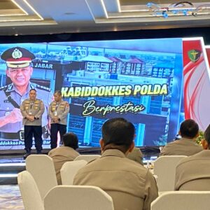 Kabid Dokkes Polda Jabar Raih Penghargaan Bergengsi sebagai Kabiddokkes Berprestasi Terbaik Nasional