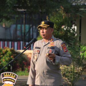 Kapolres Sumbawa Barat Pimpin Apel Pagi, Tekankan Kedisiplinan dan Tugas dengan Ikhlas