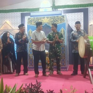 Kapolsek Seteluk Hadiri dan Amankan Pembukaan MTQ ke-XXI Kecamatan Seteluk