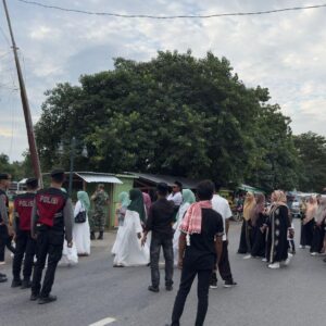 Sat Samapta Polres Bima Laksanakan Pengamanan Pawai Ta’aruf Pembukaan MTQ Tingkat Desa Panda Ke-54