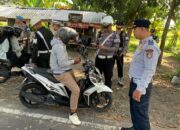 Disiplin Berlalu Lintas Diperkuat, Puluhan Pengendara Ditilang di Keling Kediri